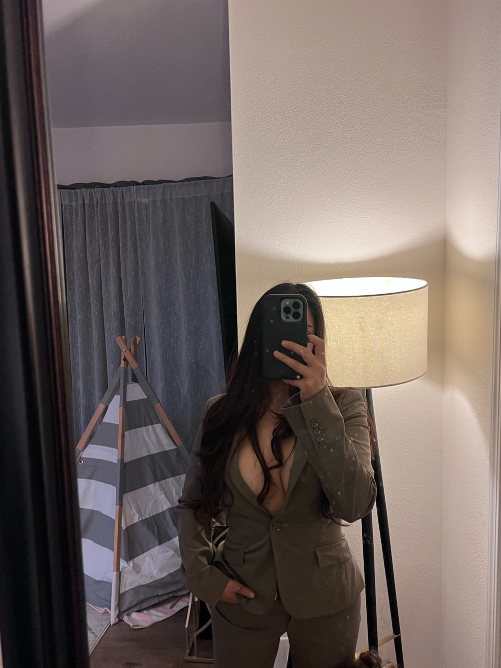 Size 2s Women’s Express suit Editor short length brown
